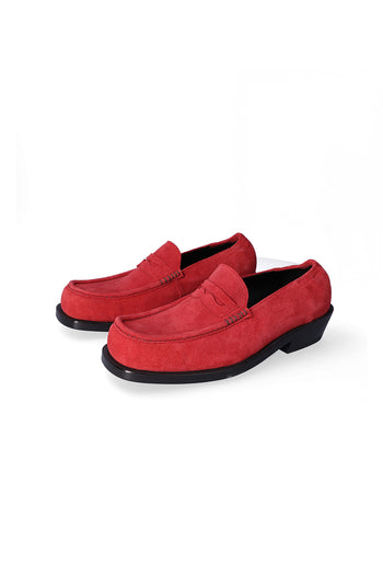 Red Nuosmiq Godri Colp loafers with sleek design and leather finish, displayed on a neutral background.