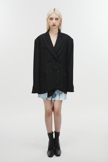 Black Phenomenon Seeper jacket with shirt pocket and metal accents, stylish and casual men's jacket for everyday wear.