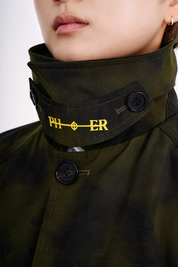 Phenomenon Seeper fog washing trench coat in khaki, stylish jacket with a sleek, modern design and detailed stitching.