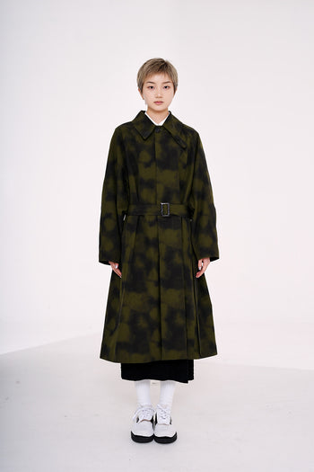 Khaki fog washing trench coat by Phenomenon Seeper, stylish jacket with a sleek, modern design and durable fabric.