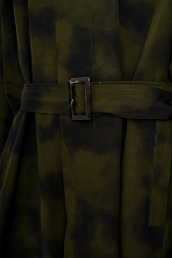 Khaki fog-washed trench coat from Phenomenon Seeper, stylish jacket with a classic design and modern fabric finish.