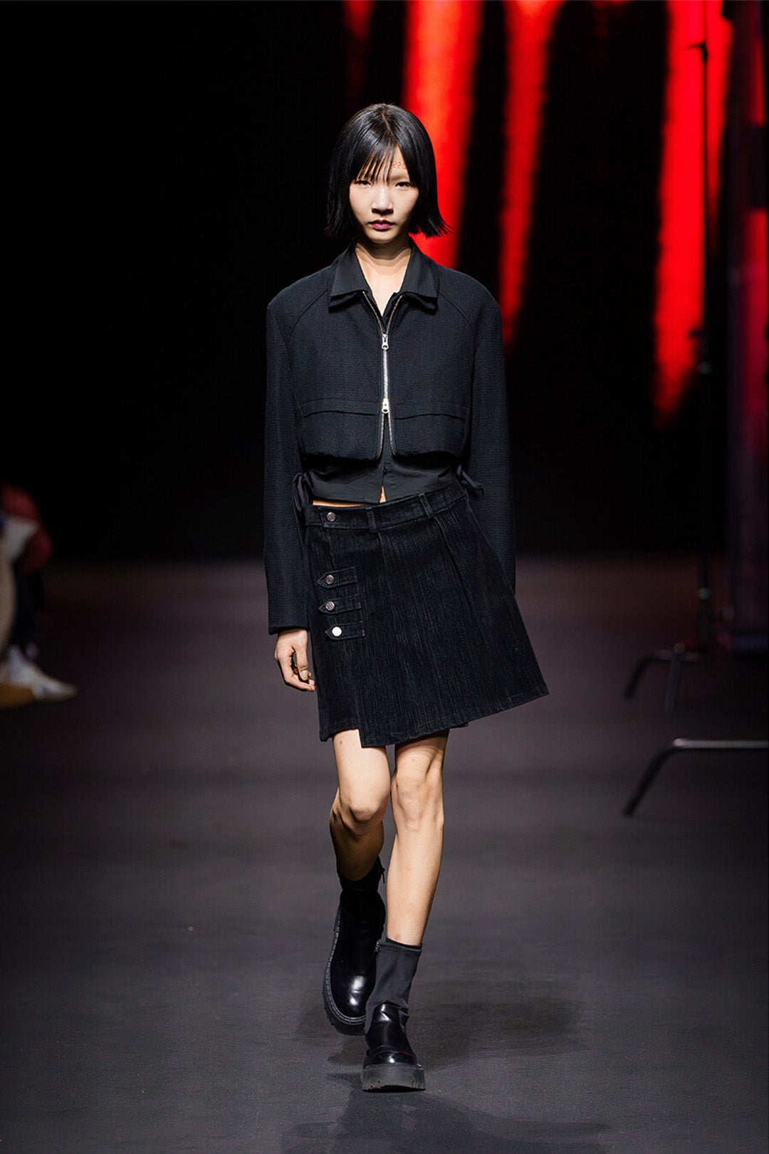 Phenomenon Seeper denim velvet skirt, one size, featuring a stylish blend of denim and velvet fabric, shown on a model.