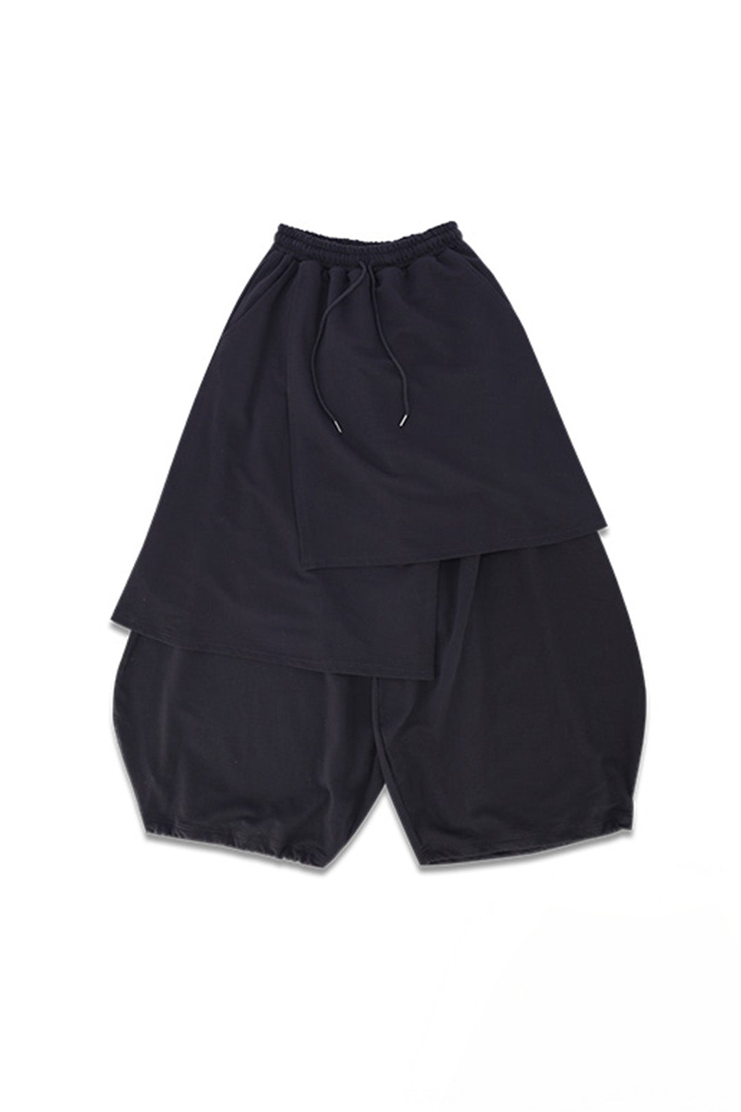 Black Reculer sweat skirt pants, casual bottoms with a relaxed fit, shown on a neutral background.