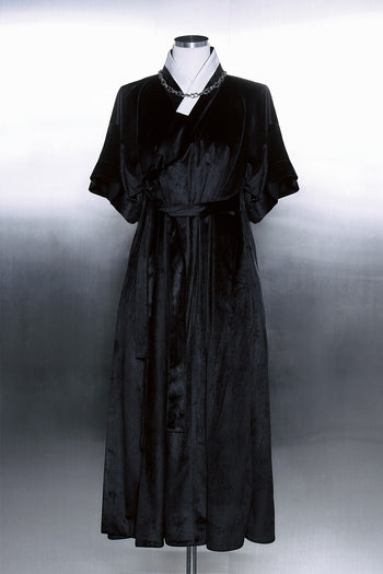 Black TM3 Baekgol Suryeon Dapho unisex long Durumagi cardigan with traditional design and comfortable fit.