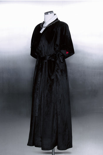 Black TM3 Baekgol Suryeon Dapho unisex long Durumagi cardigan, cozy knit with a relaxed fit and traditional design.