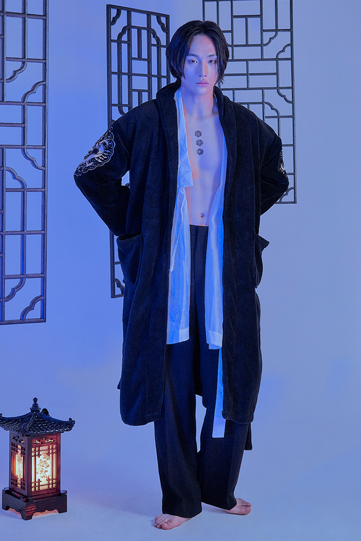 Black TM3 Royalty Sleepwear Gown, one-size, with a comfortable, flowing design perfect for relaxed bedtime comfort.
