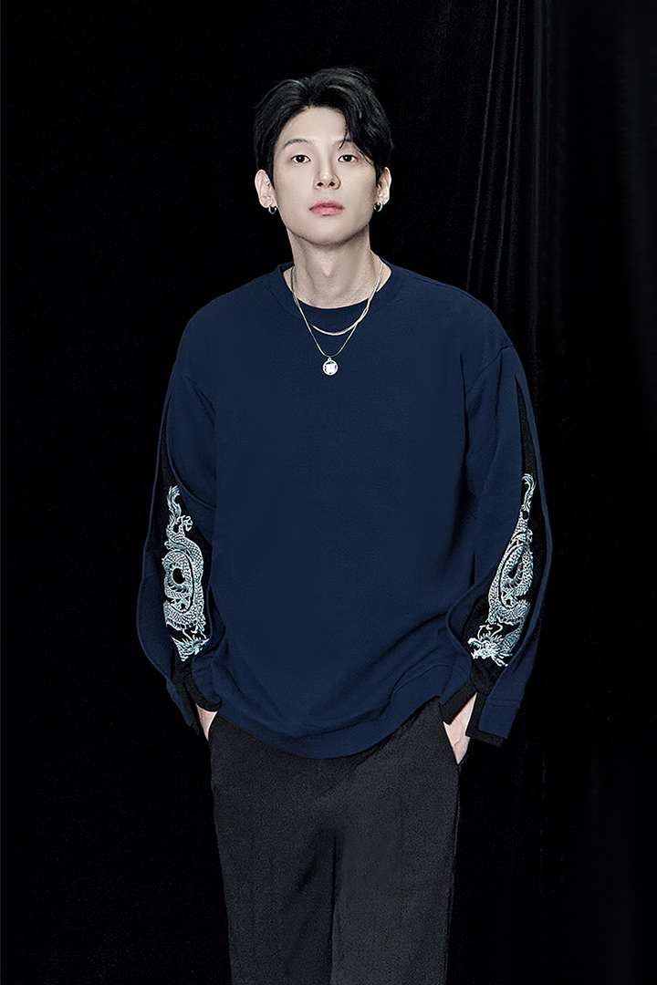 Navy Han Secret Black Dragon sweatshirt by TM3, featuring a detailed black dragon design on the front.