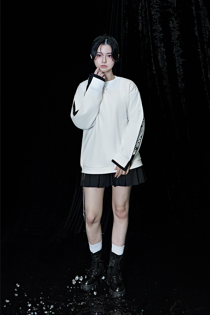 White TM3 Han Secret Black Dragon sweatshirt featuring a black dragon graphic on the front. Cozy, casual sweatshirt for everyday wear.