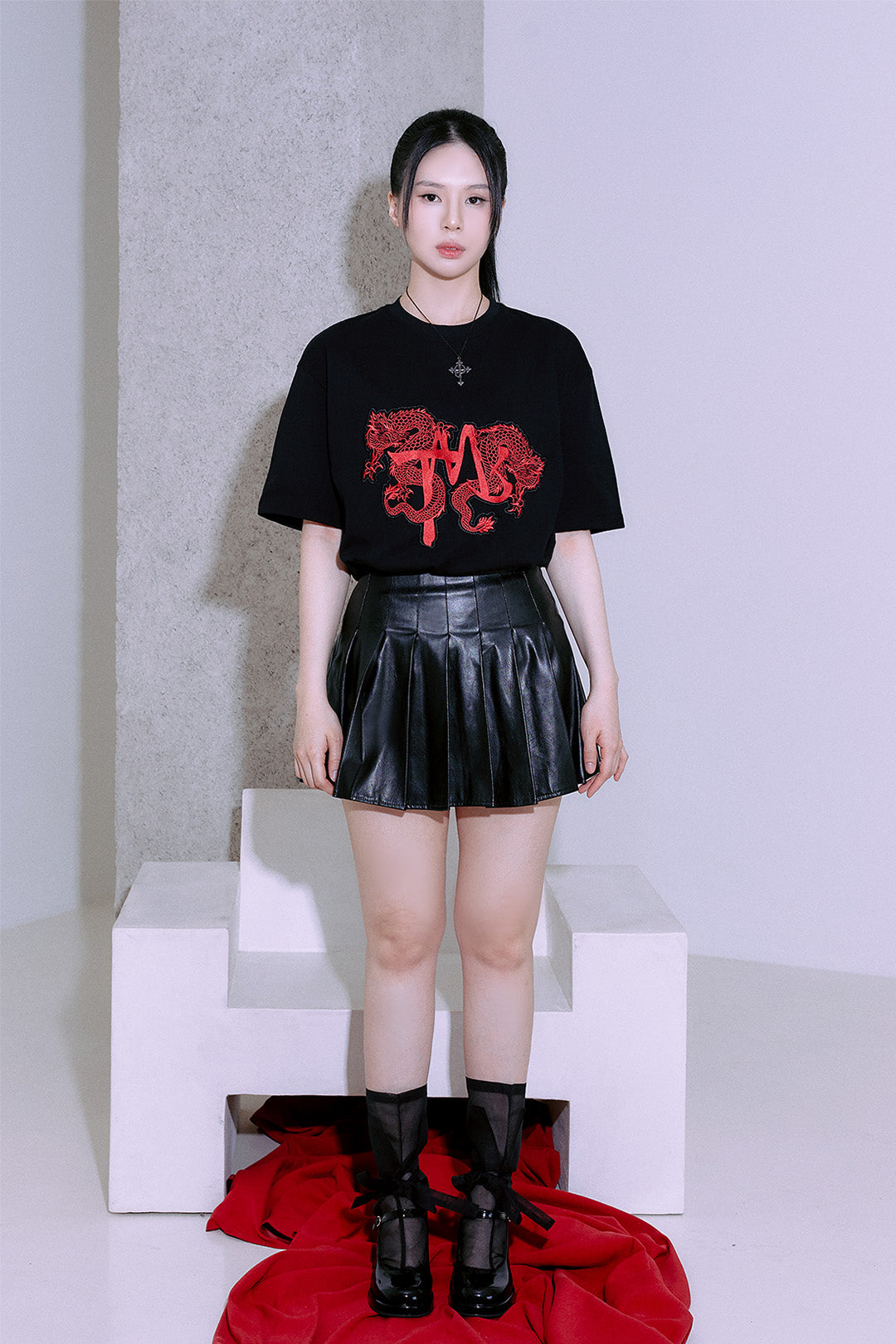 Unisex TM3 Ghost Red Dragon Yongmun embroidered oversized T-shirt in black with detailed dragon design on front.